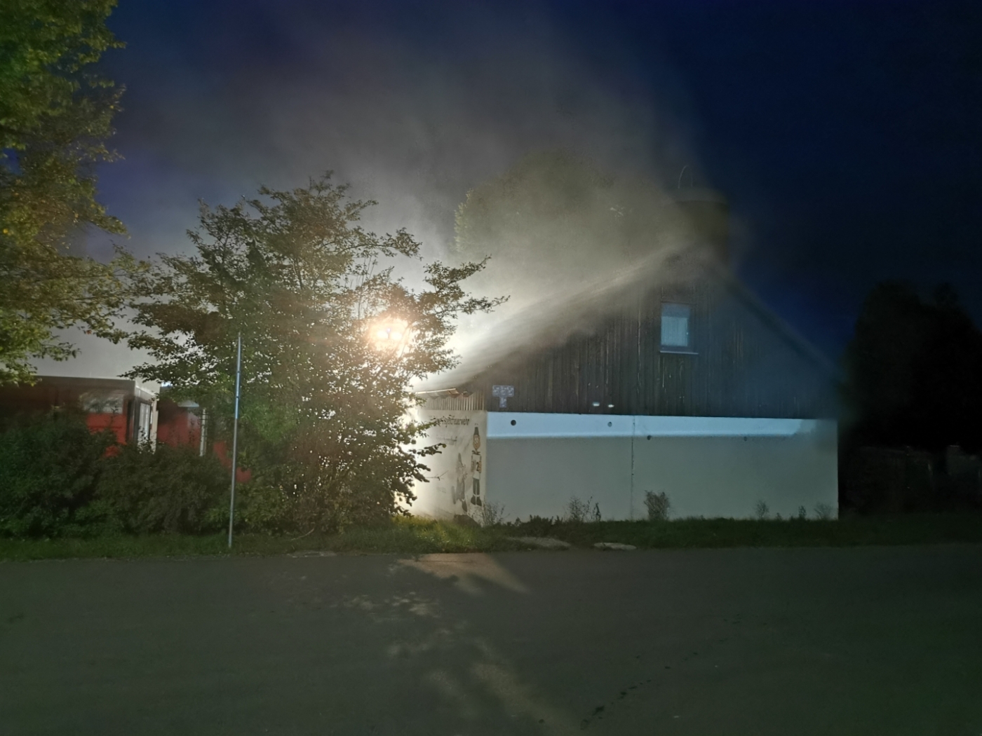 Einsatzuebungen, Garagenbrand